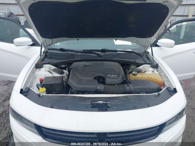 2C3CDXHG5JH156676 Dodge Charger Sxt Plus Rwd