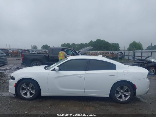 2C3CDXHG5JH156676 Dodge Charger Sxt Plus Rwd