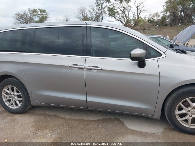 Chrysler Pacifica Touring Plus 2017 2C4RC1BG1HR770207 Image 13