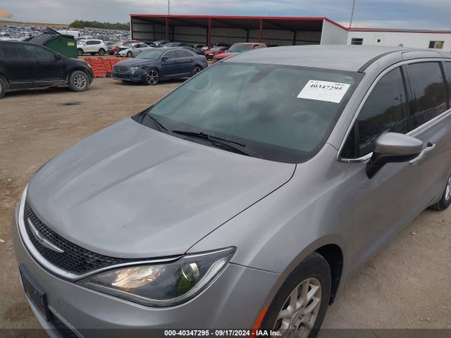 Chrysler Pacifica Touring Plus 2017 2C4RC1BG1HR770207 Image 6