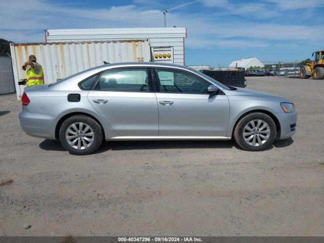 1VWAS7A39FC018890 Volkswagen Passat 1.8t Wolfsburg Edition
