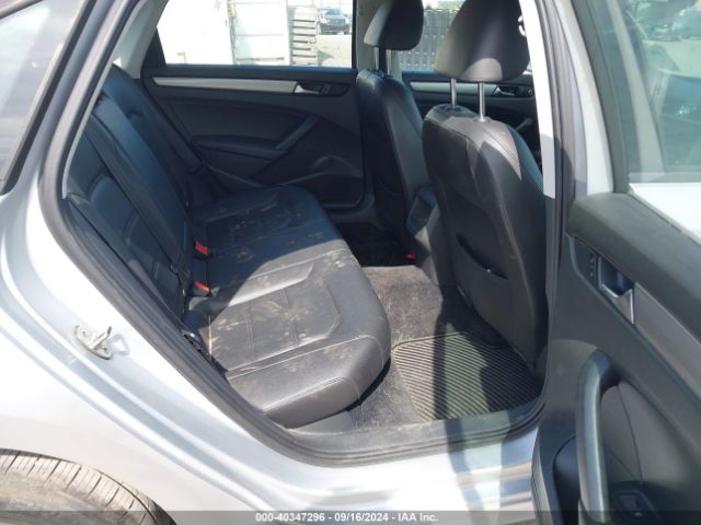 1VWAS7A39FC018890 Volkswagen Passat 1.8t Wolfsburg Edition