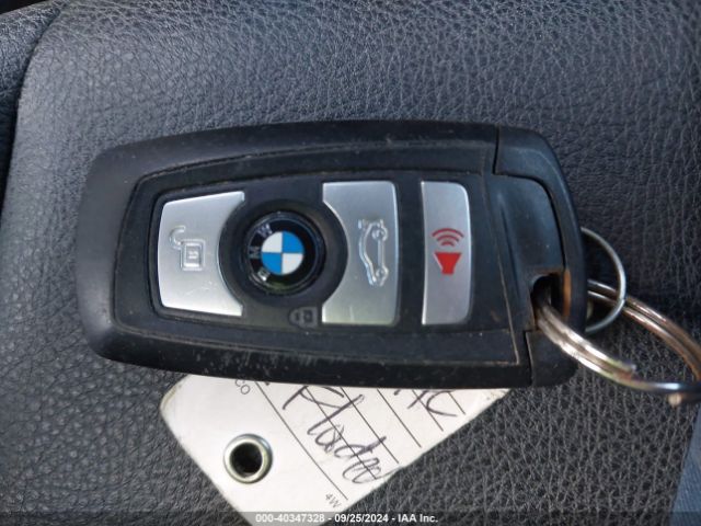 WBA8E1G3XHNU18068 BMW 320i