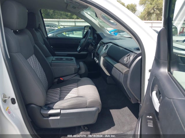 5TFEM5F15JX134440 Toyota Tundra Sr5 4.6l V8