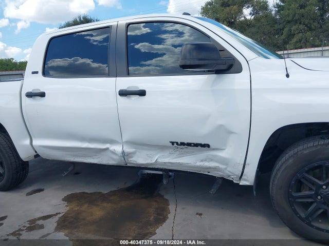 5TFEM5F15JX134440 Toyota Tundra Sr5 4.6l V8