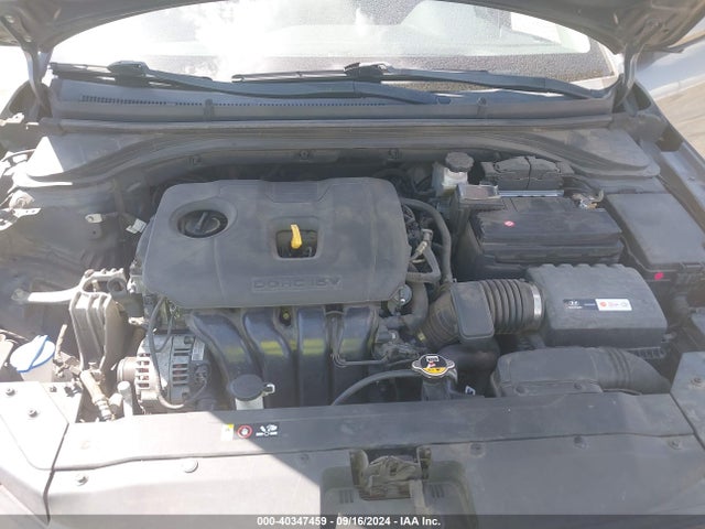 Hyundai ELANTRA SE 2019 5NPD74LF6KH470155 Image 10