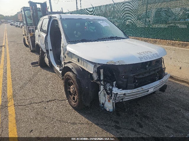 Ford Utility Police Interceptor 2017 1FM5K8AR1HGD66673 Image 6
