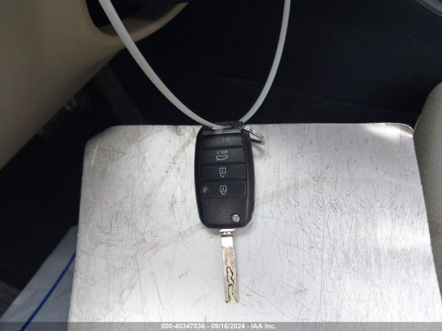 5XXGT4L34GG016780 KIA Optima Lx