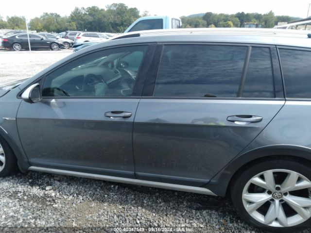 3VWH17AU0JM755235 Volkswagen Golf Alltrack Tsi S/tsi Se/tsi Sel