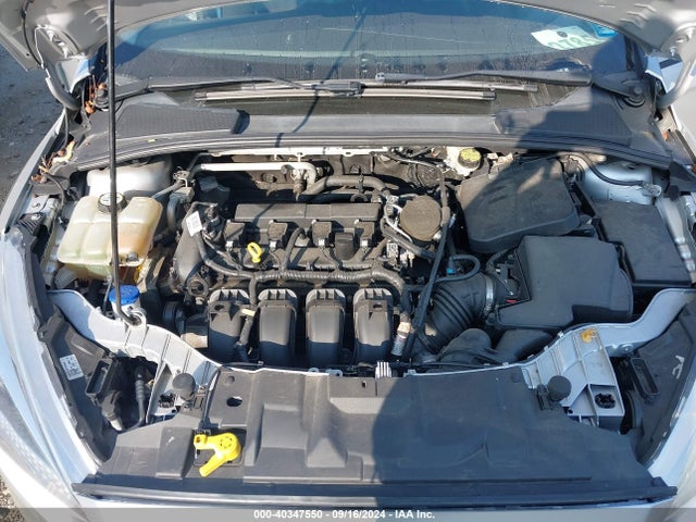 Ford FOCUS SE 2016 1FADP3F25GL287468 Image 10