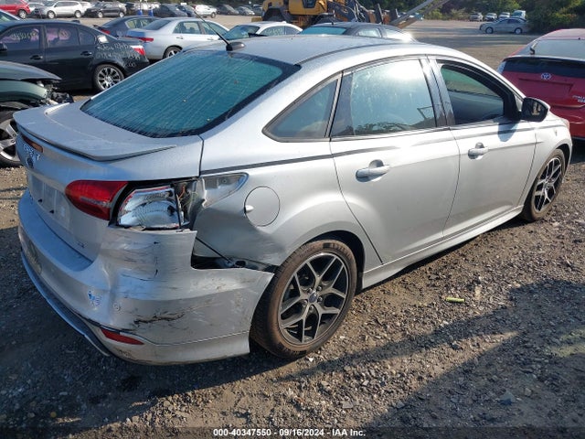 Ford FOCUS SE 2016 1FADP3F25GL287468 Image 6