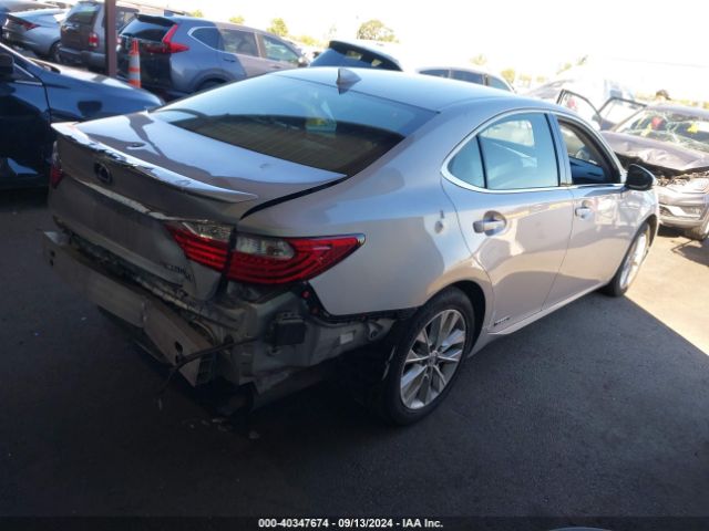 JTHBW1GG9F2088400 Lexus ES 300H