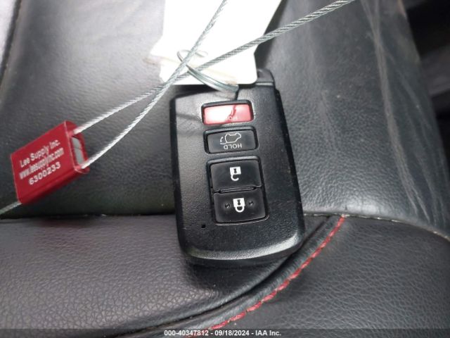 5TDJZRFH9KS984583 Toyota Highlander Se