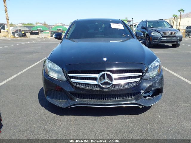 55SWF4JB8GU124494 Mercedes-Benz C 300 Luxury/sport