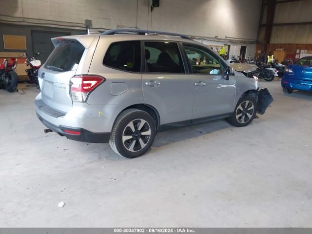 JF2SJAGC8HH439635 Subaru Forester 2.5i Premium