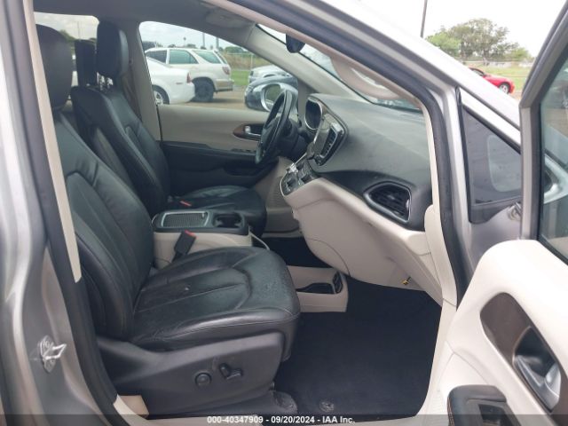 2C4RC1EG9HR500573 Chrysler Pacifica Touring-l Plus