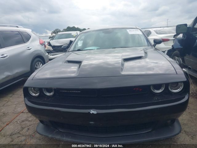 2C3CDZFJ0JH311676 Dodge Challenger R/t Scat Pack