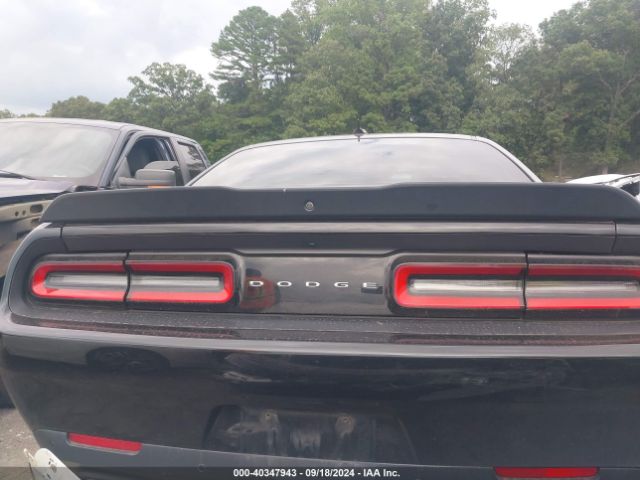 2C3CDZFJ0JH311676 Dodge Challenger R/t Scat Pack