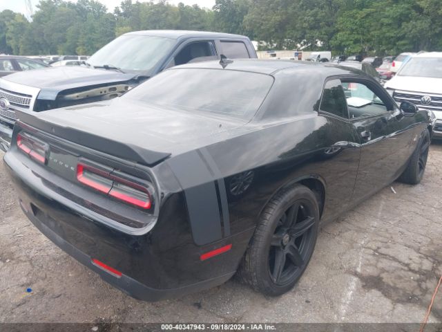 2C3CDZFJ0JH311676 Dodge Challenger R/t Scat Pack