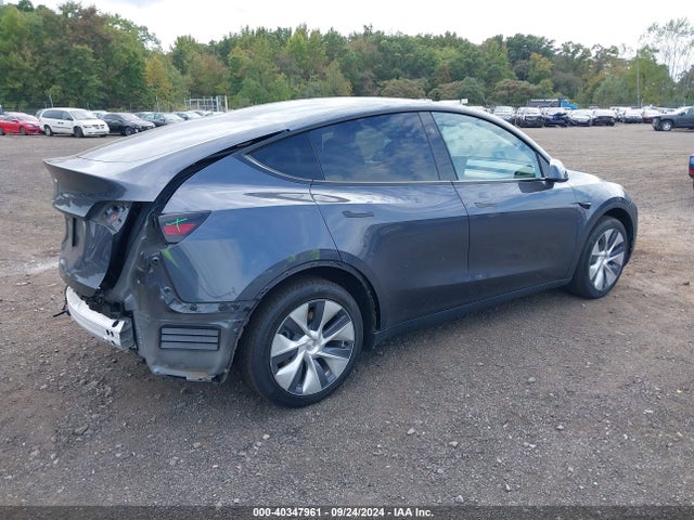 2023 TESLA MODEL Y 7SAYGDED9PF933184 Photo 3