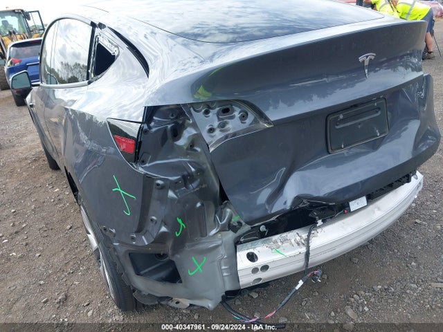 2023 TESLA MODEL Y 7SAYGDED9PF933184 Photo 5