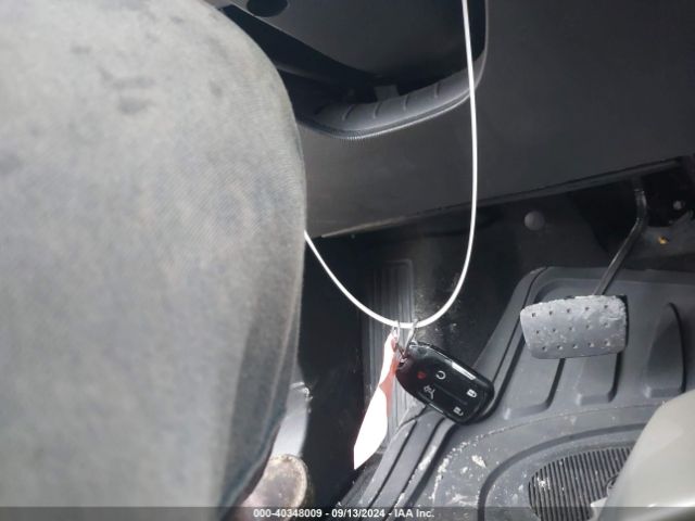 1GKKNLLA4HZ188985 GMC Acadia Sle-2