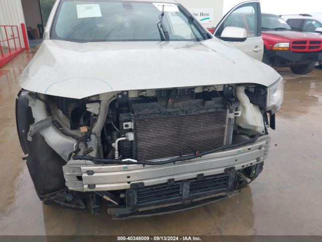 1GKKNLLA4HZ188985 GMC Acadia Sle-2