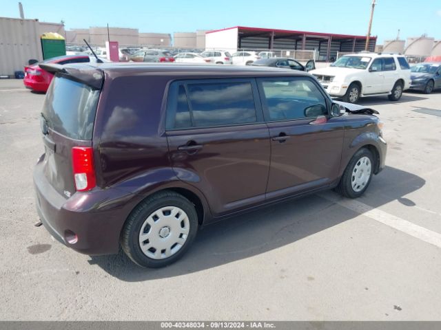 JTLZE4FE2FJ074207 Scion Xb 686 Parklan Edition
