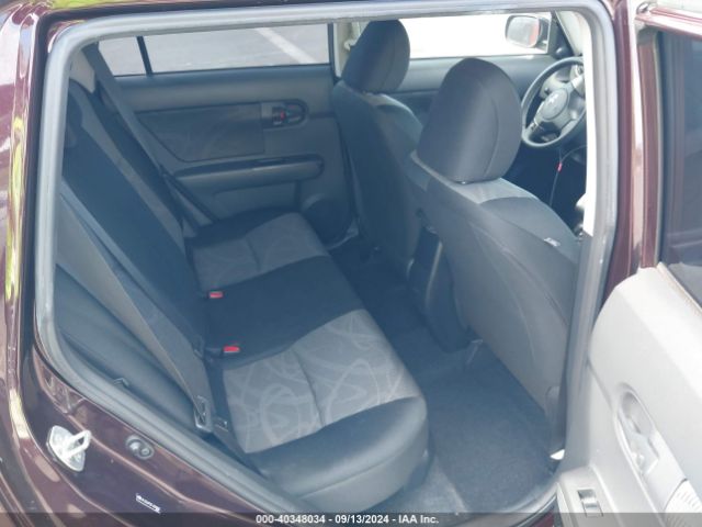 JTLZE4FE2FJ074207 Scion Xb 686 Parklan Edition
