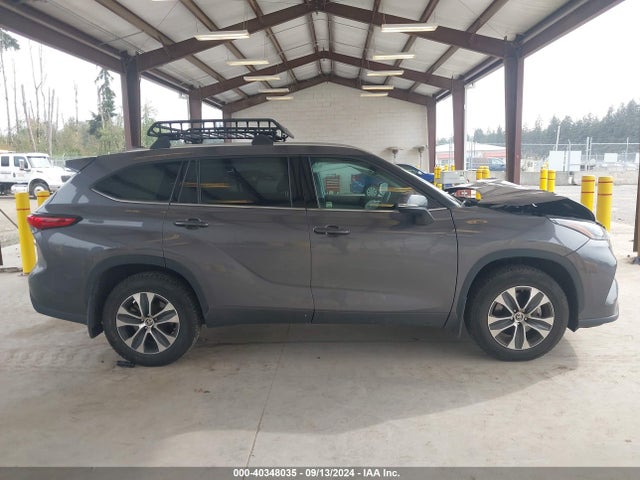 Toyota Highlander Xle 2021 5TDHZRBH4MS535593 Image 13