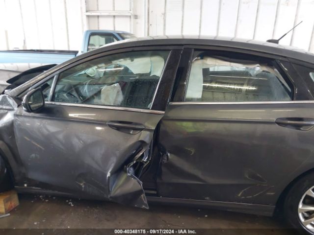 3FA6P0H71HR237394 Ford FUSION SE