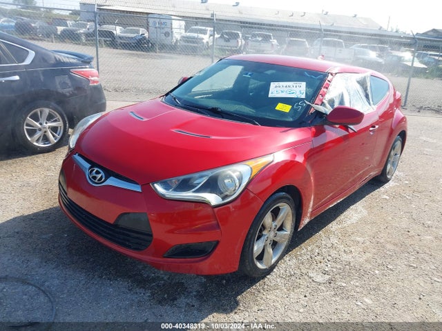Hyundai Veloster Base W/black 2014 KMHTC6AD2EU213679 Image 2