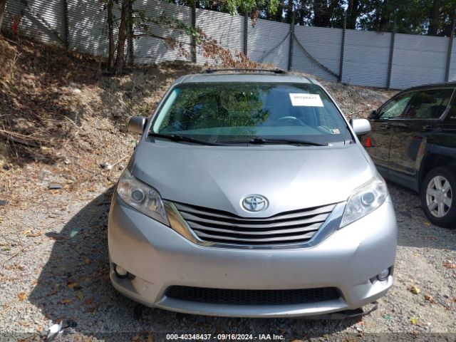 5TDDK3DC8ES081304 Toyota Sienna Xle 7 Passenger