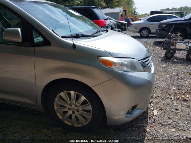 5TDDK3DC8ES081304 Toyota Sienna Xle 7 Passenger