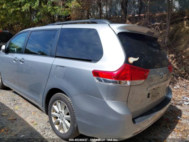 5TDDK3DC8ES081304 Toyota Sienna Xle 7 Passenger