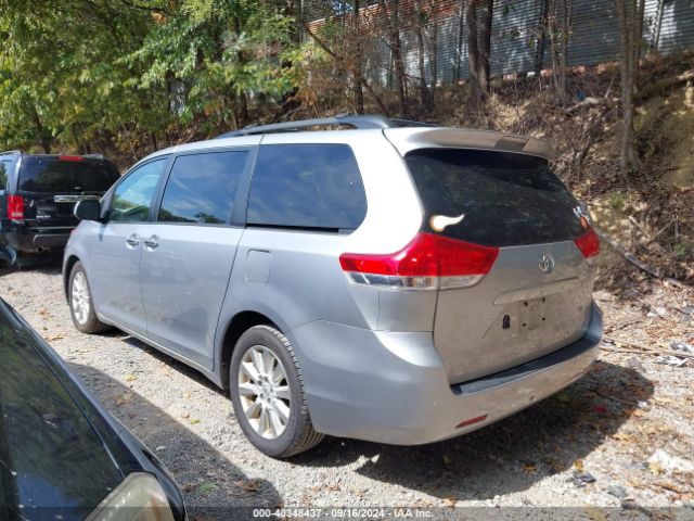 5TDDK3DC8ES081304 Toyota Sienna Xle 7 Passenger