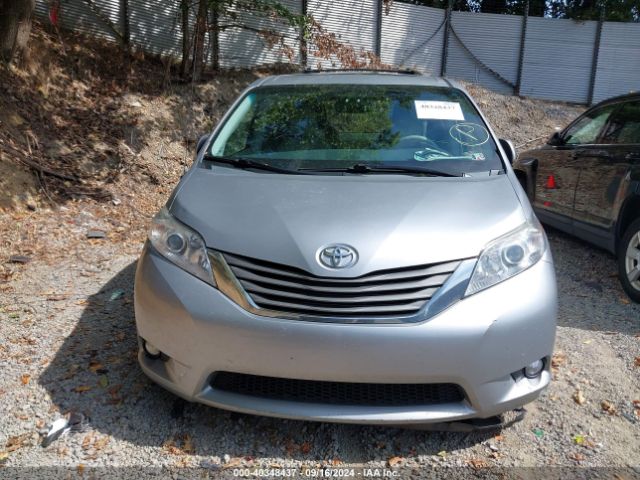 5TDDK3DC8ES081304 Toyota Sienna Xle 7 Passenger