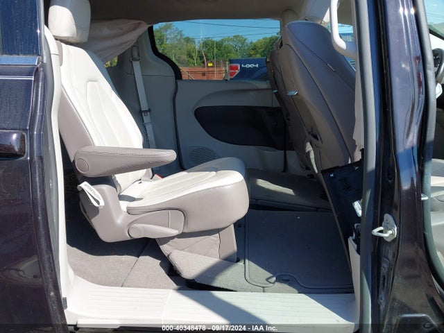 2C4RC1EG4KR541510 Chrysler Pacifica Touring L Plus