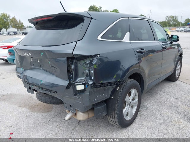 KIA SORENTO LX 2023 5XYRG4LC6PG208808 Image 4
