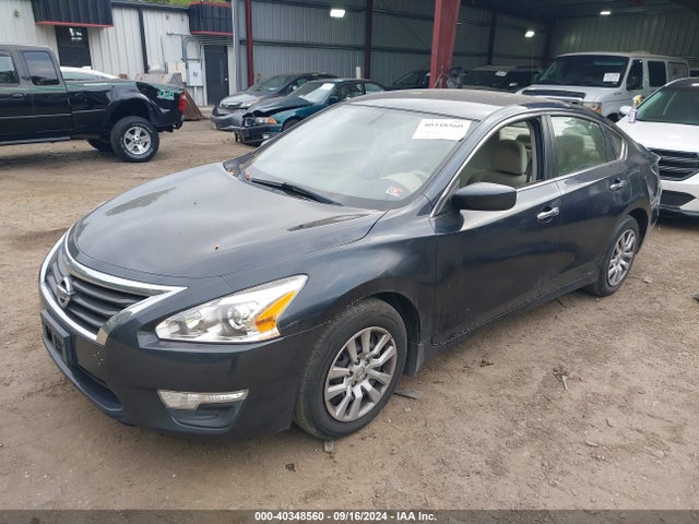 Nissan Altima 2.5 S 2015 1N4AL3AP3FC220593 Image 2