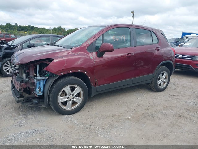 Chevrolet TRAX LS 2017 3GNCJNSB8HL273375 Image 2