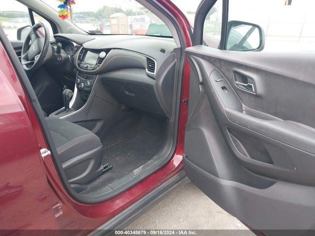 Chevrolet TRAX LS 2017 3GNCJNSB8HL273375 Image 5