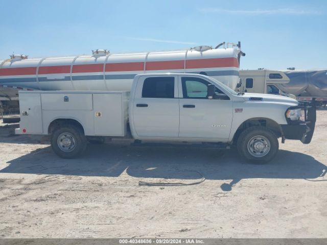 3C6UR5HJ6NG251536 RAM 2500 Tradesman  4x4 8' Box