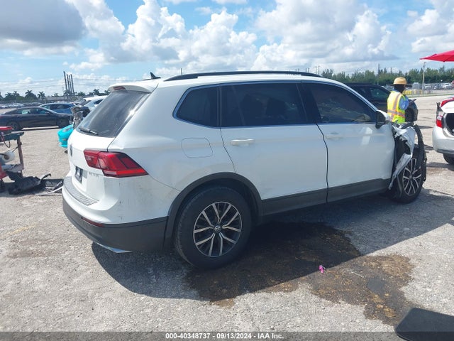 3VV3B7AX0KM132429 Volkswagen Tiguan