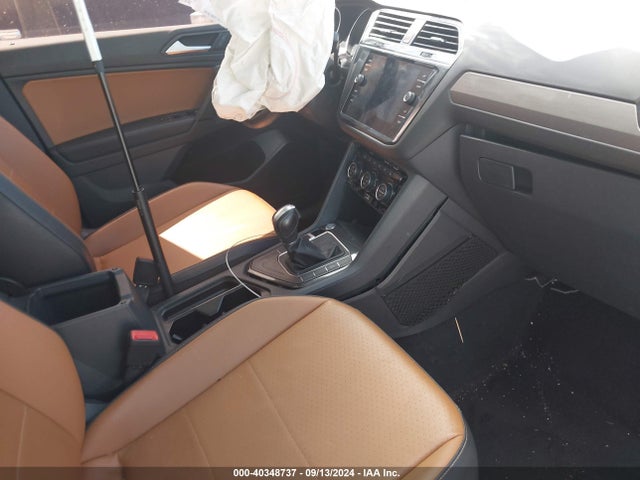3VV3B7AX0KM132429 Volkswagen Tiguan