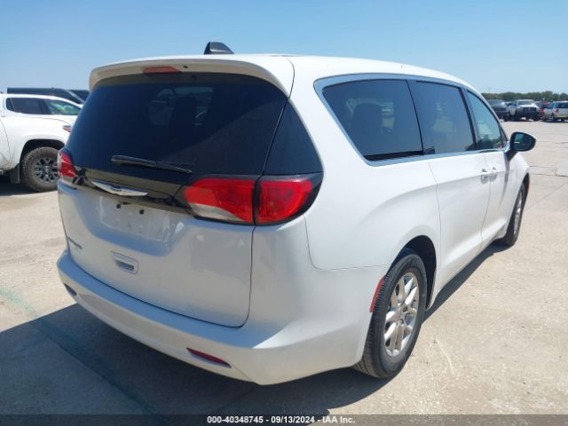 2C4RC1CG6NR226652 Chrysler Voyager Lx