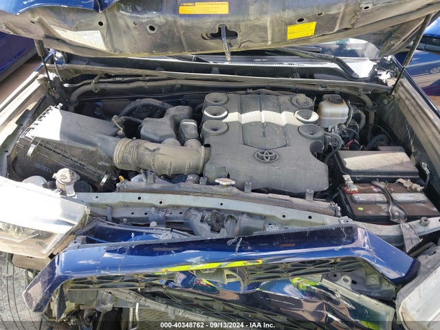 Toyota 4RUNNER SR5 2015 JTEZU5JR6F5089909 Image 10