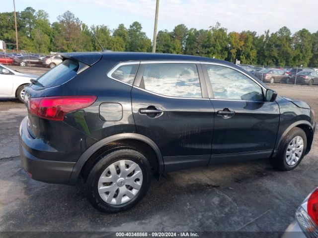 JN1BJ1CR5JW259347 Nissan Rogue Sport S