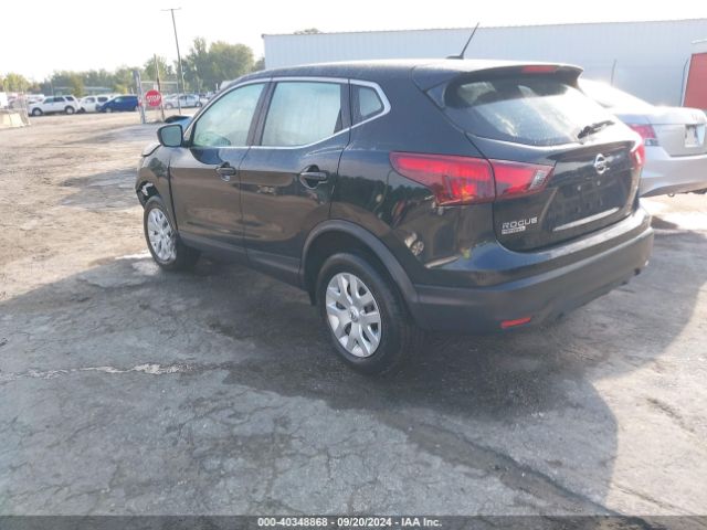 JN1BJ1CR5JW259347 Nissan Rogue Sport S