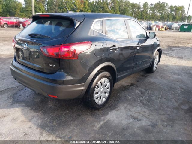 JN1BJ1CR5JW259347 Nissan Rogue Sport S